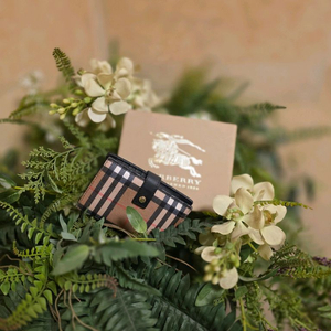 버버리 체크 카드지갑 / 정품 풀구성 / 상태좋음 이미지