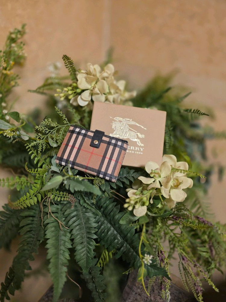 버버리 체크 카드지갑 / 정품 풀구성 / 상태좋음 이미지