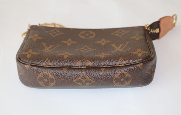 정품 루이비통 미니 포쉐트 파우치백 이미지
