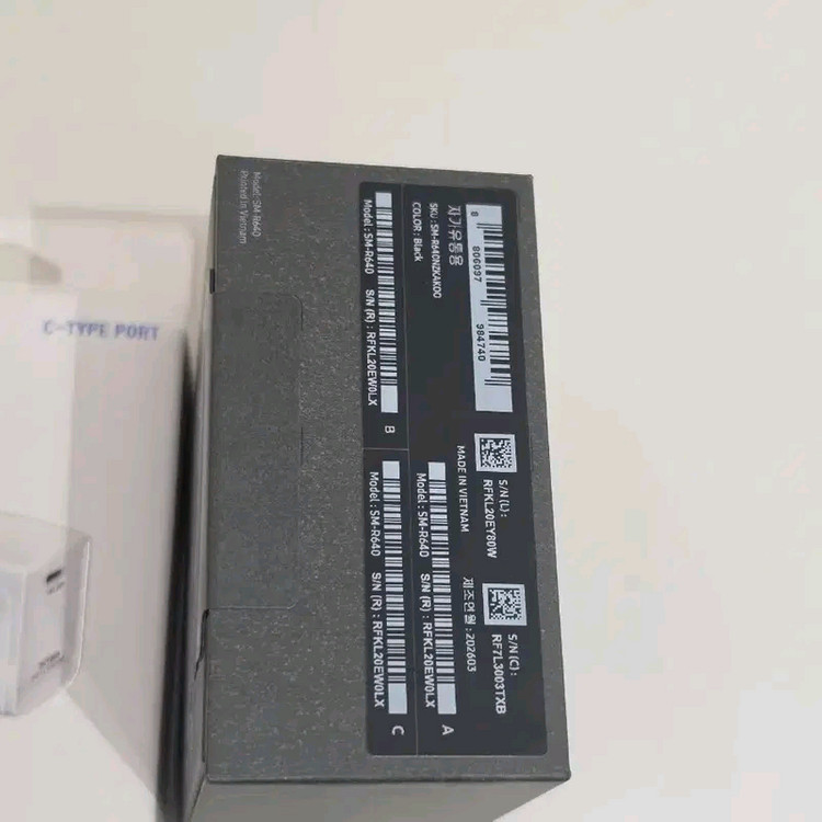 새제품 갤럭시 버즈4 프로 팝니다 이미지