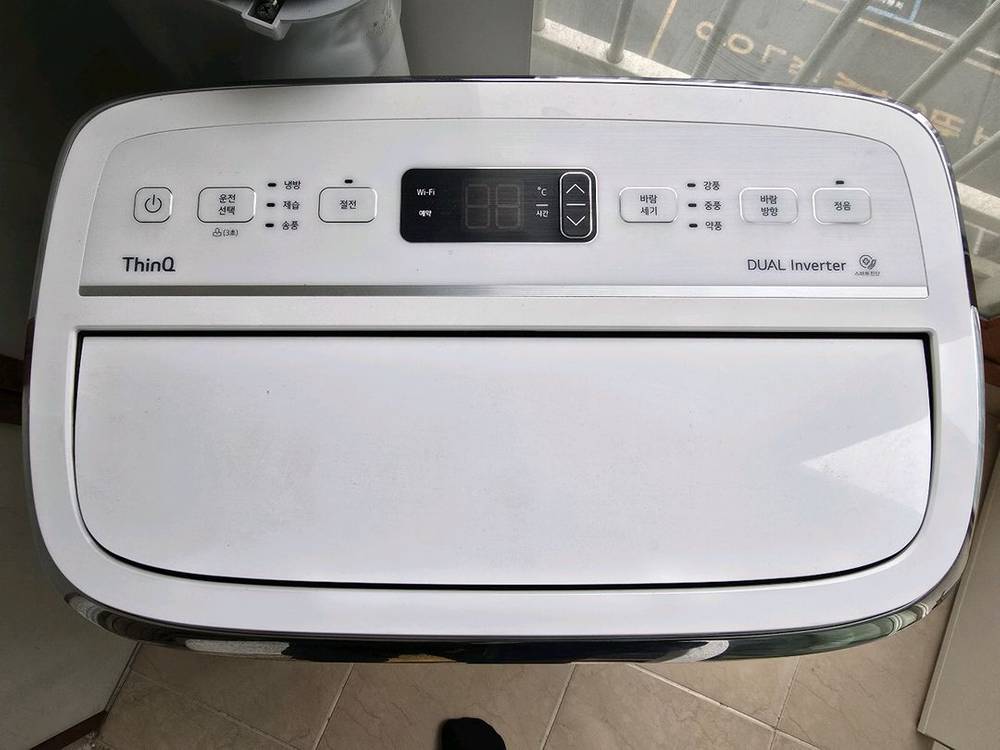 lg엘지 이동식에어컨 (PQ08DBWAN) 이미지