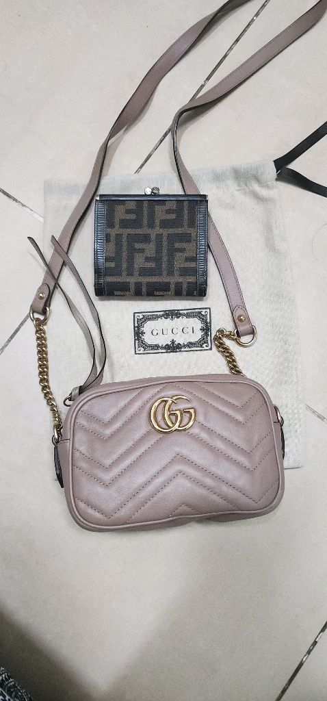 가격내림 구찌 마틀라세 크로스백 이미지