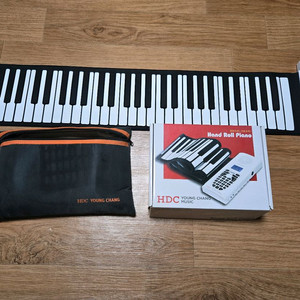 영창 핸드 롤 피아노 61건반 YCHP-2500 판매합니다! 이미지