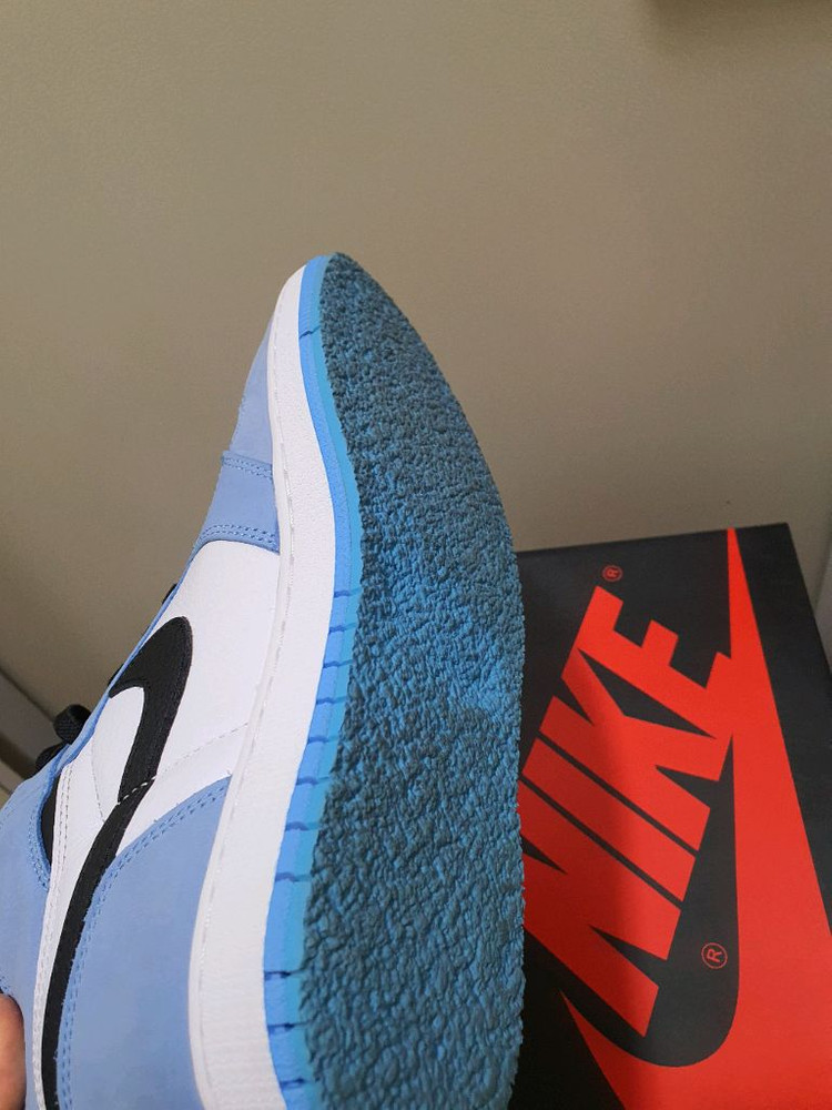 나이키 조던1 유니버시티 블루 하이 290 이미지