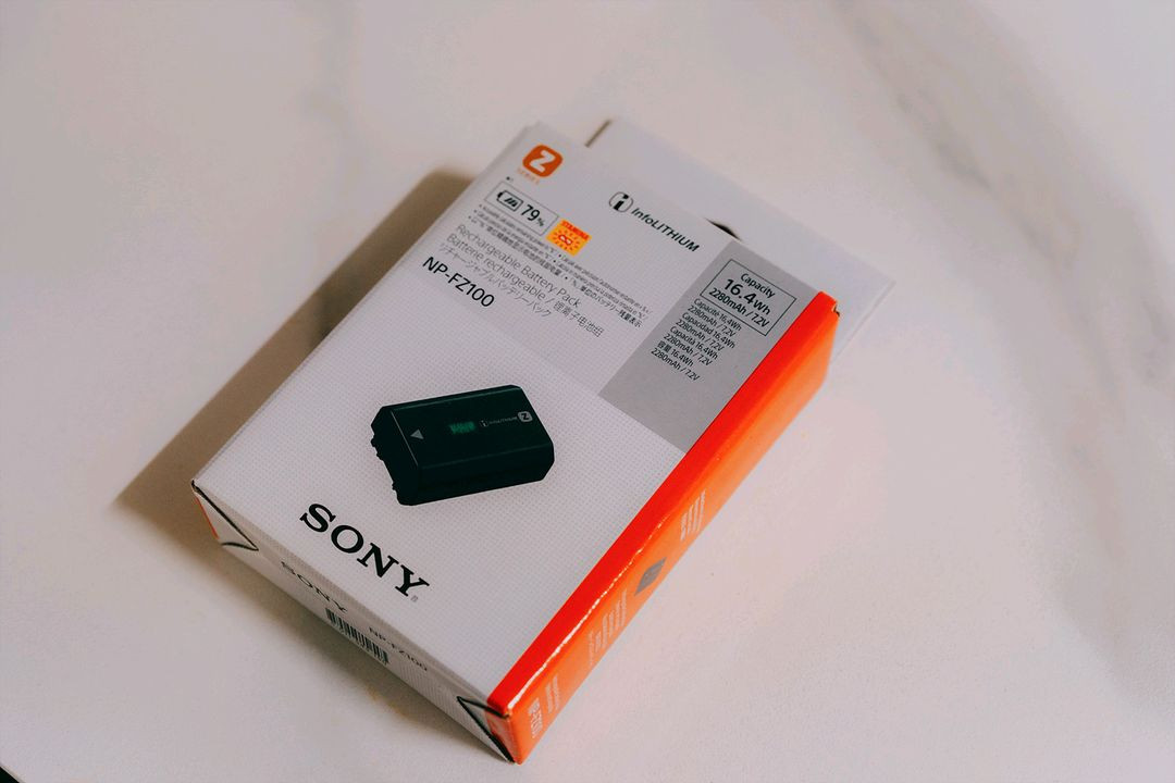 소니 A7C2 블랙, NP-FZ100 배터리 이미지