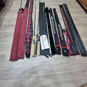 각종 낚시대팝니다 농어 배스 쏘기리 무늬 등등 울티마 지텍 밴다발 벤다발 라테오 블랑시에라 이미지