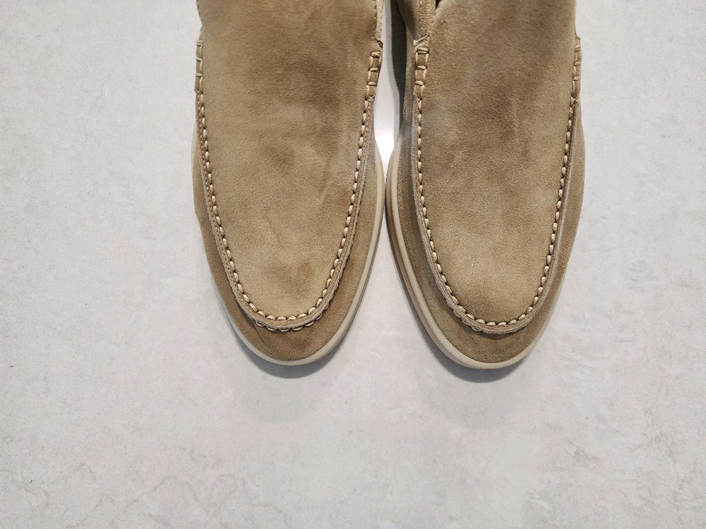 로로피아나 여성스웨이드 로퍼 박스채 새거 240사이즈 팔아요 이미지