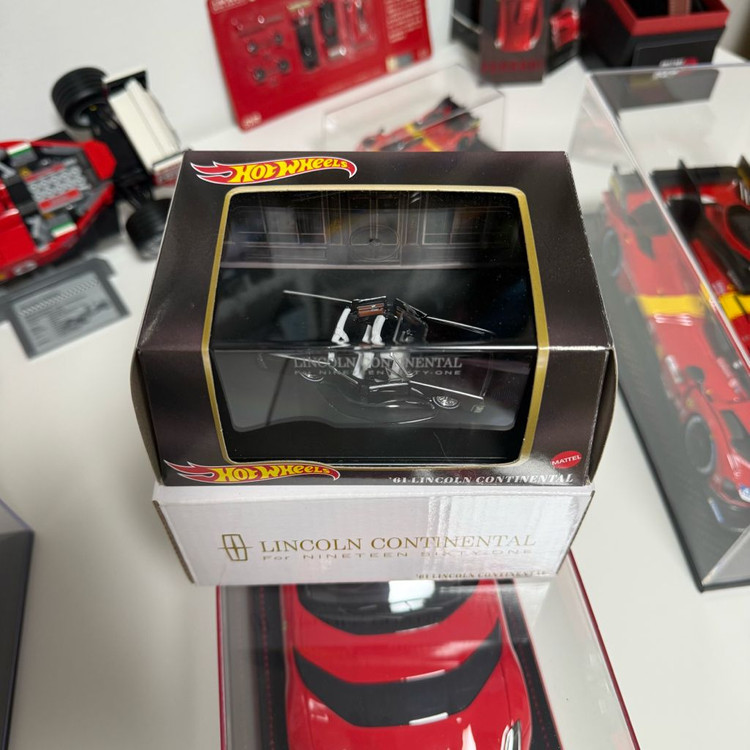 핫휠 링컨 컨티넨탈 RLC 이미지