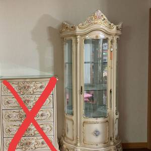 앤틱가구 크랙가구 장식장 이미지