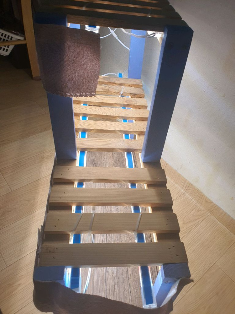 대전직거래/식물 조명등 설치된 원목 소재 2단 화분 선반 55*52*20 이미지