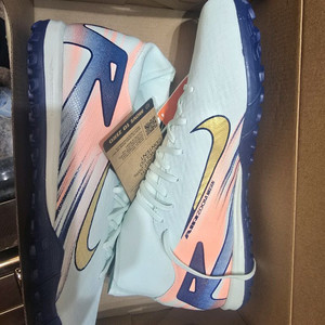 나이키 축구화 ZM 슈퍼플라이 10 아카데미 MDS TF(280) 팝니다 이미지