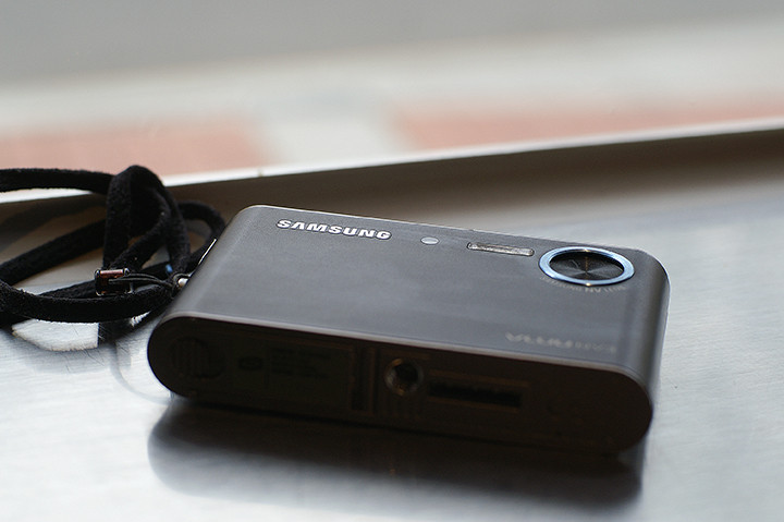 삼성 빈티지 디카 VLUU NV3 (블랙) 신품베터리 팝니다 이미지