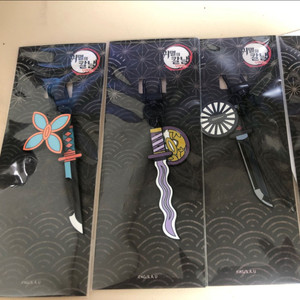 메가박스 귀멸의 칼날 일륜도 키링 (시노부, 이구로, 탄지로) 이미지