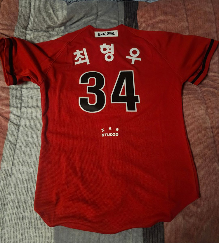 기아타이거즈 25 어센틱 09올드 유니폼 최형우 자수마킹 100 사이즈 판매 합니다. 이미지