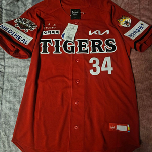 기아타이거즈 25 어센틱 09올드 유니폼 최형우 자수마킹 100 사이즈 판매 합니다. 이미지