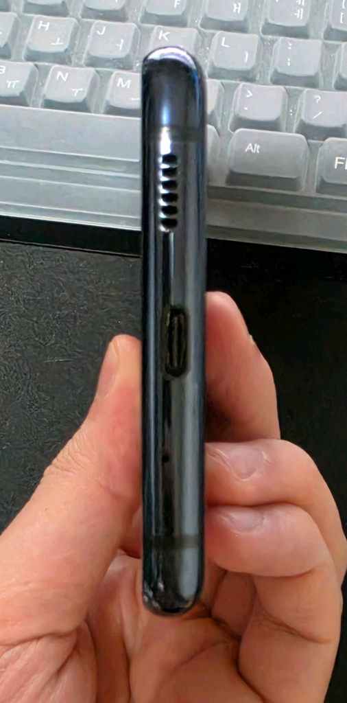 삼성 갤럭시 S20 FE (쿠팡자급제), 정품케이스 판매 합니다 이미지