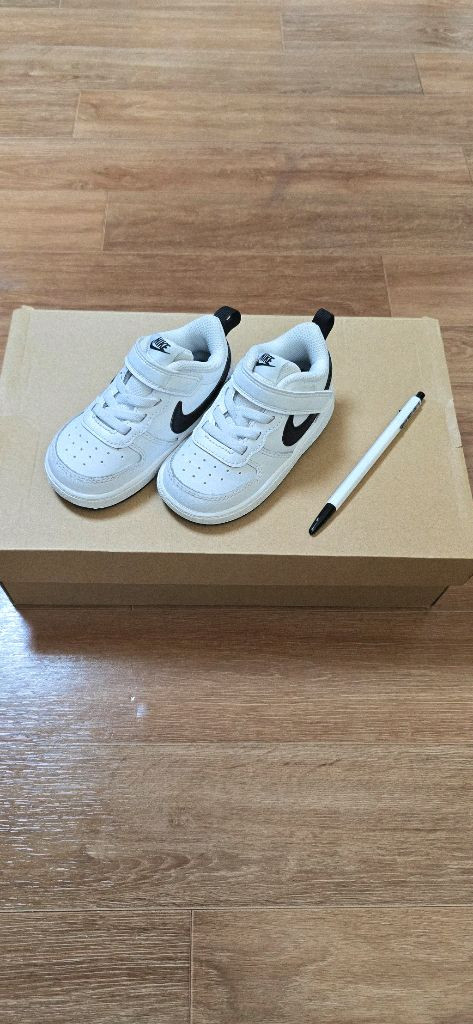 키즈 120-130) 나이키 키즈 운동화, 코트버로우 / 유아동 신발, 아동 슈즈 이미지