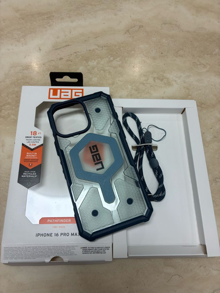 아이폰16프로맥스 UAG 패스파인더 맥세이프 케이스+스트랩 이미지