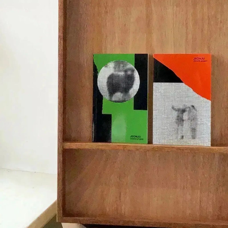 세자매 뱃지 소시민 전주국제영화제 노트 필름 포스트카드 문소리 영화포스터 이미지