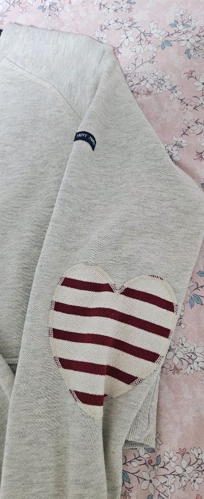 세인트제임스 하트패치 맨투맨 이미지