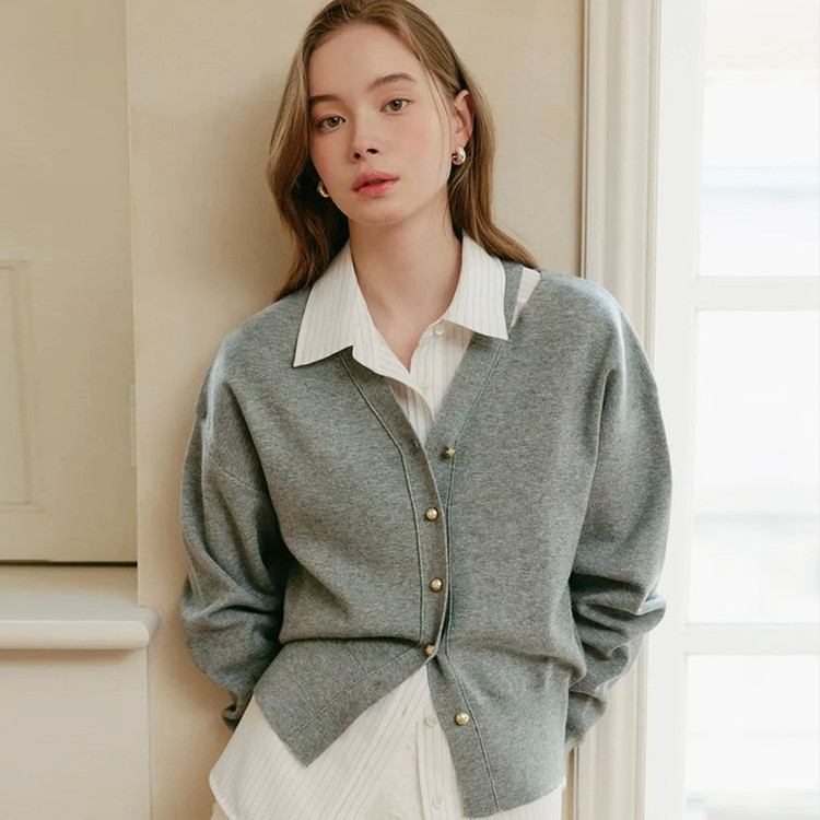 룩캐스트(LOOKCAST) 마리 컷아웃 가디건 프리사이즈 이미지