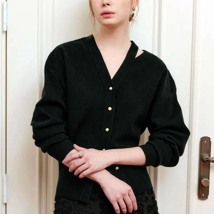 룩캐스트(LOOKCAST) 마리 컷아웃 가디건 프리사이즈 이미지