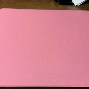 레이저 스트라이더 쿼츠핑크 마우스패드 이미지