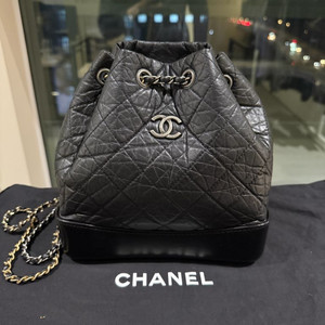 샤넬 가브리엘 백팩 스몰 내장칩 이미지