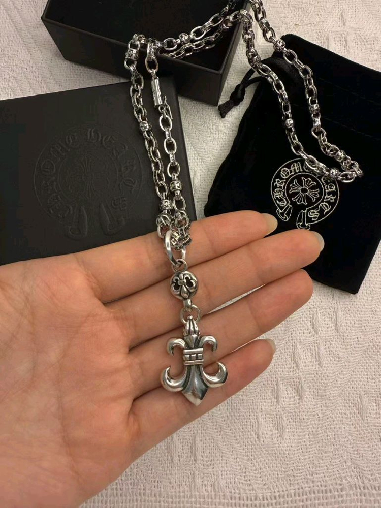 크롬하츠 플뢰르 드 로즈 체인 목걸이 이미지