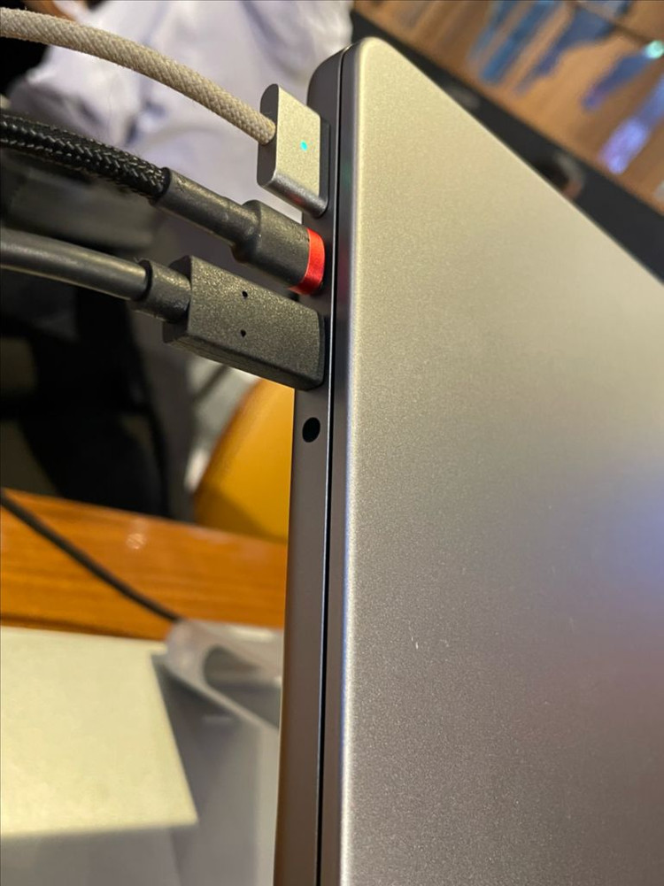 2023 맥북프로 M2 14인치 16GB램 1TB용량 판매합니다 이미지