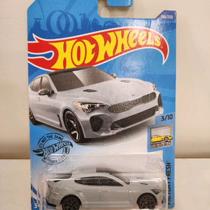 핫휠 스팅어 미니카 국산차 기아 이미지