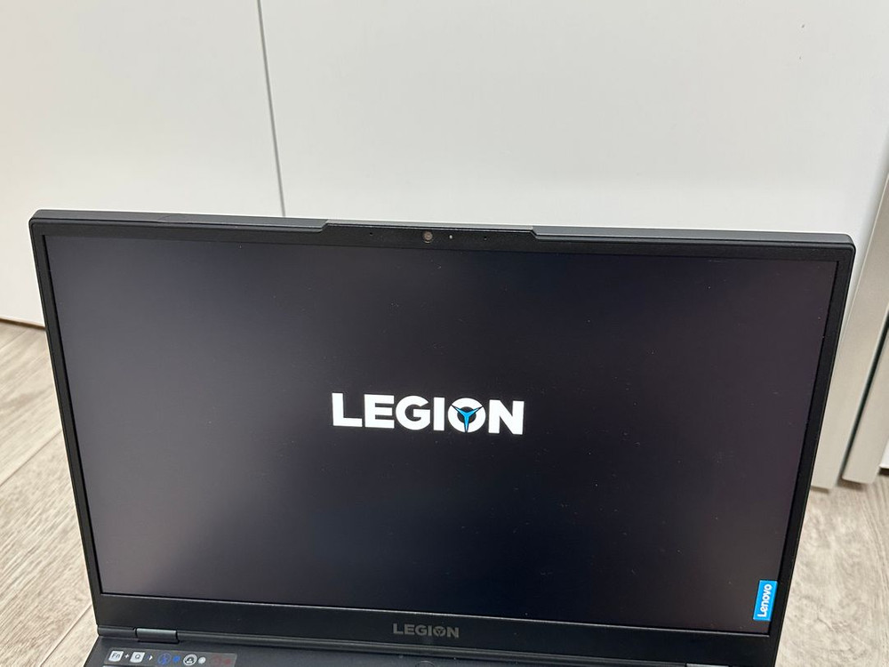 레노버 5800H RTX3060 게이밍 노트북 이미지