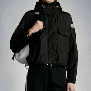 몽클레어 primagiedi 프리마지에디 바람막이 자켓 이미지