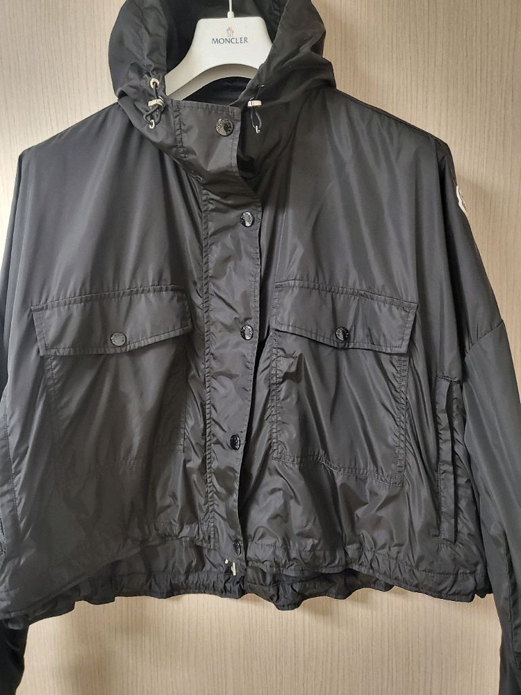 몽클레어 primagiedi 프리마지에디 바람막이 자켓 이미지