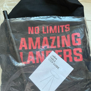 캠핑 야외 테이블 이미지