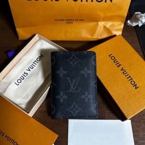 루이비통 포켓오거나이저 카드지갑 새상품급 이미지
