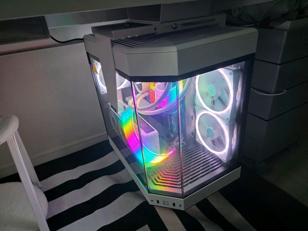 반본체 pc 이미지