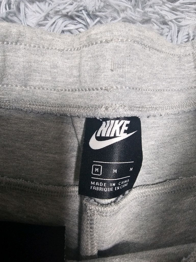 나이키 테크팩 하의 바지 팝니다 이미지