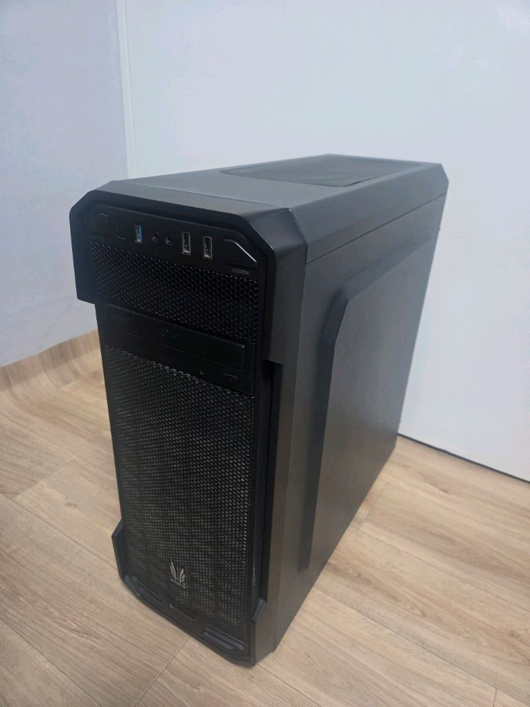 게이밍 컴퓨터(데스크탑)CPU i5-9400f,GPU 3060ti,RAM 16GB 이미지