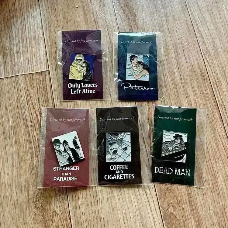 패터슨 아티스트 뱃지 출근길 짐자무쉬 영화 아담드라이버 굿즈패키지 이미지