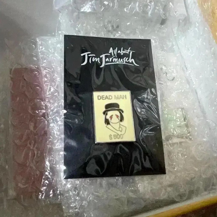 패터슨 아티스트 뱃지 출근길 짐자무쉬 영화 아담드라이버 굿즈패키지 이미지