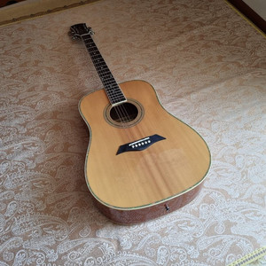 입문용 인기제품 국민통기타 데임 기타 판매합니다 이미지