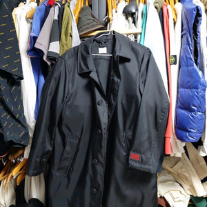 버버리 블랙 2인1 패딩조끼 나일론코트 46 이미지