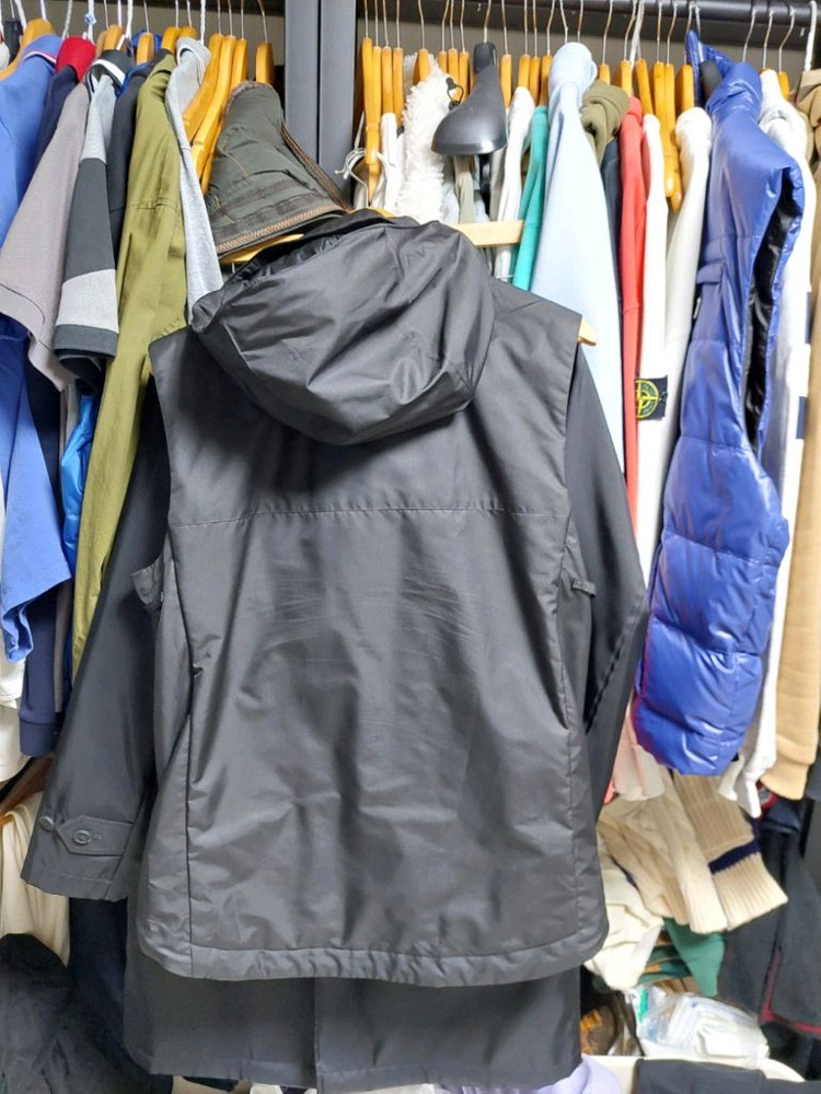 버버리 블랙 2인1 패딩조끼 나일론코트 46 이미지