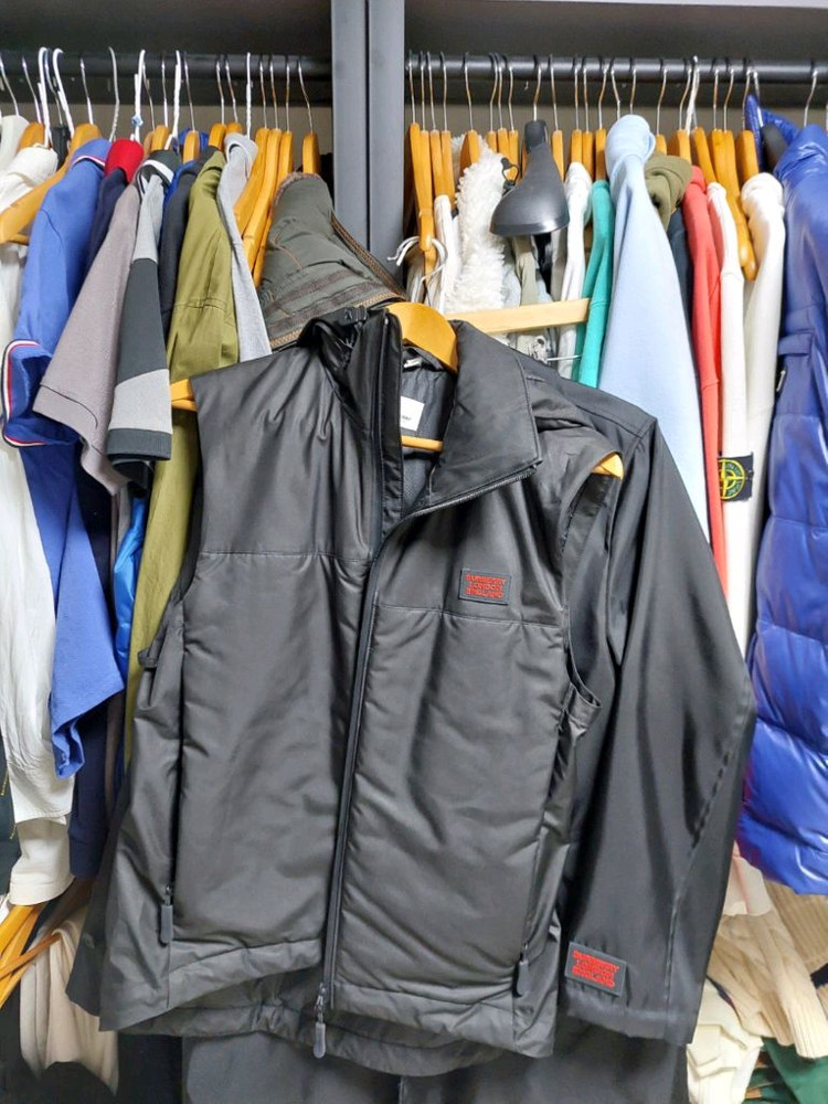 버버리 블랙 2인1 패딩조끼 나일론코트 46 이미지