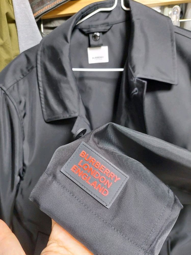 버버리 블랙 2인1 패딩조끼 나일론코트 46 이미지