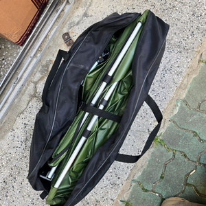 라프벙커 낚시 의자 텐트 이미지