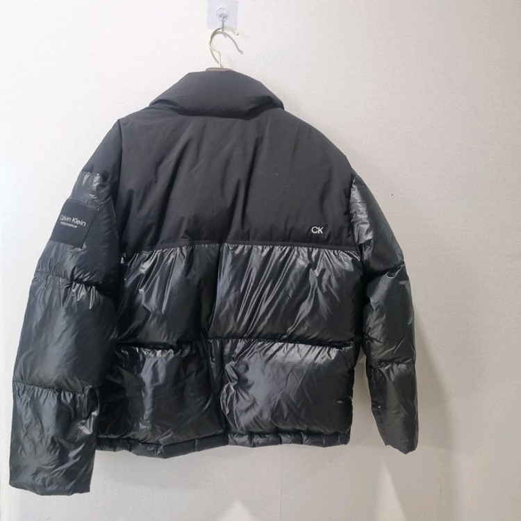 캘빈클라인 퍼포먼스 벌키 패딩 덕 다운 블랙 상태최상 이미지