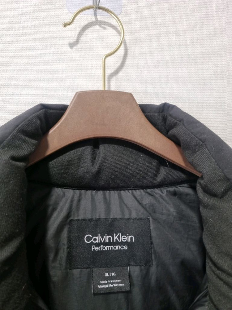 캘빈클라인 퍼포먼스 벌키 패딩 덕 다운 블랙 상태최상 이미지