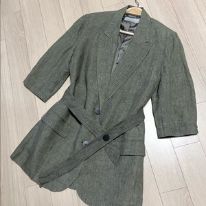 보브 VOV 린넨100% 반팔 벨트 자켓 5부 볼륨소매 오피스룩 하객룩 그린 카키 이미지